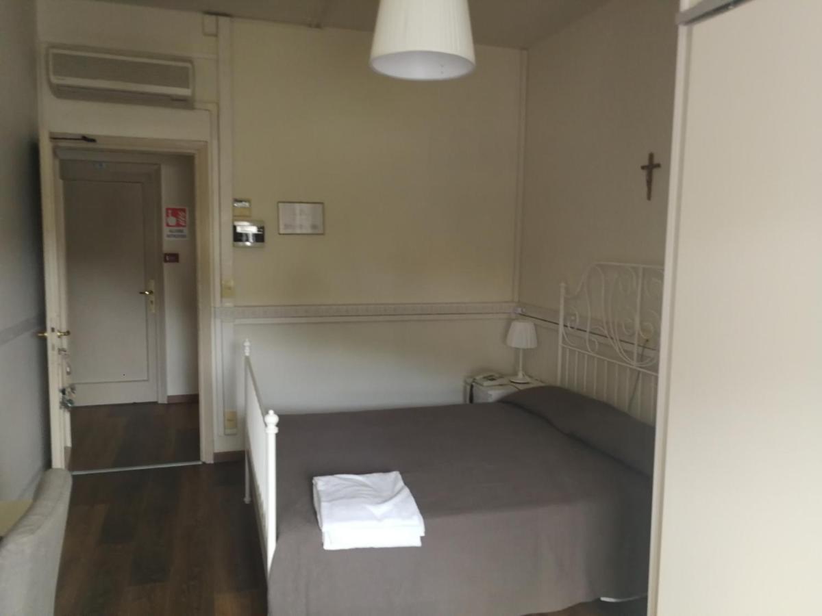 Casa Per Ferie Suore Domenicane Rom Exterior foto
