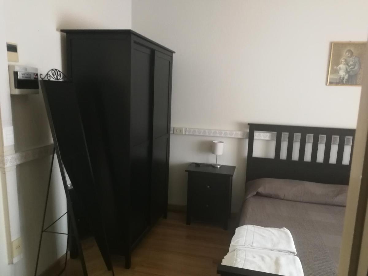 Casa Per Ferie Suore Domenicane Rom Exterior foto