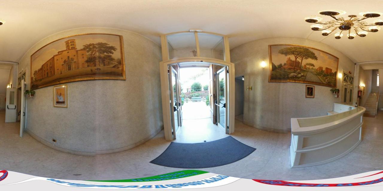 Casa Per Ferie Suore Domenicane Rom Exterior foto